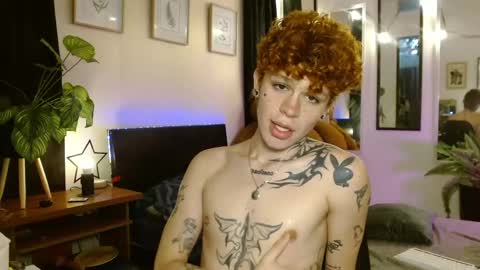Snapshot of andreewwolffman chatting on June 3, 2:33 pm Andrew online show from June 3, 2:33 pm