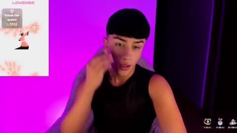 Andrew online show from November 8, 2:23 am