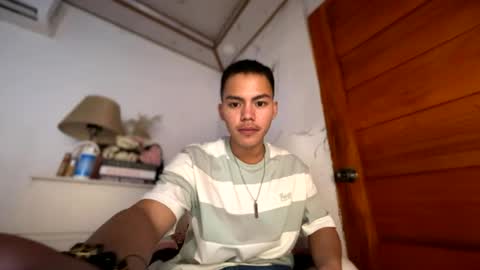 Snapshot of andrei_kiing chatting on August 1, 6:56 am Andrei King online show from August 1, 6:56 am
