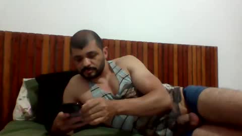 Snapshot of andreloko123 chatting on October 2, 1:23 am andreloko123 online show from October 2, 1:23 am