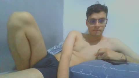 andres129494 online show from November 26, 2:23 am