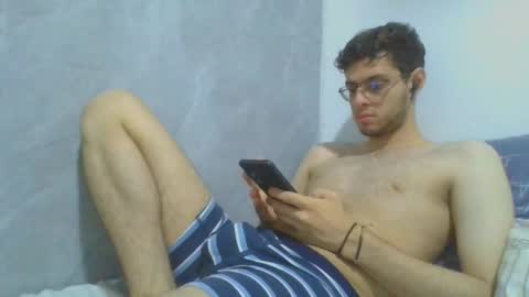 andres129494 online show from December 22, 2:08 am