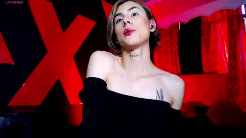 Snapshot of andres992563 chatting on April 28, 1:49 pm Alann online show from April 28, 1:49 pm