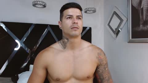 insta andres clark  online show from February 14, 12:09 am