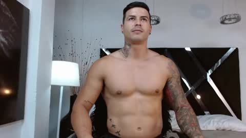 insta andres clark  online show from February 15, 9:15 pm