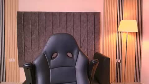 Snapshot of andres_stud chatting on July 18, 5:22 am andres_stud online show from July 18, 5:22 am