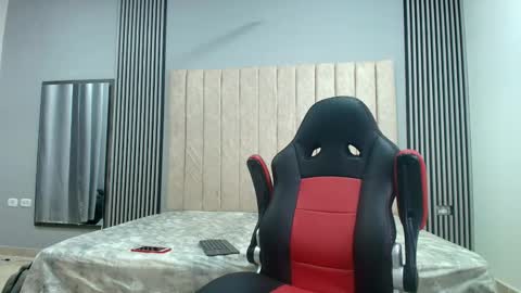 ANDRES  online show from September 9, 5:40 am