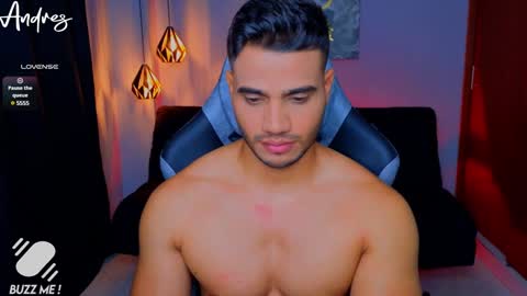Snapshot of andresfiit chatting on December 22, 3:22 am Andres online show from December 22, 3:22 am