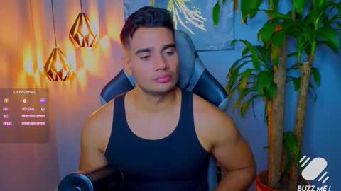 Snapshot of andresfiit chatting on October 11, 2:11 am Andres online show from October 11, 2:11 am