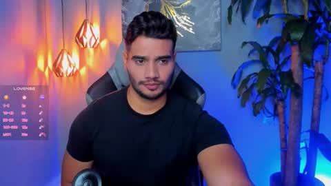 Snapshot of andresfiit chatting on October 21, 2:12 am Andres online show from October 21, 2:12 am
