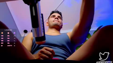 Snapshot of andresfiit chatting on October 30, 2:02 am Andres online show from October 30, 2:02 am