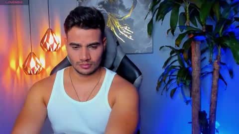 Snapshot of andresfiit chatting on November 1, 2:13 am Andres online show from November 1, 2:13 am