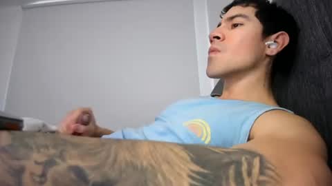 Snapshot of andresjuan92 chatting on July 21, 10:12 pm onlyfanscallmegotter online show from July 21, 10:12 pm