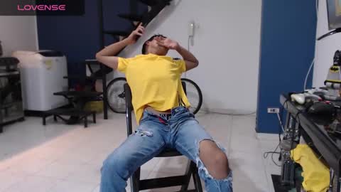 Andres Dean online show from January 30, 1:33 am