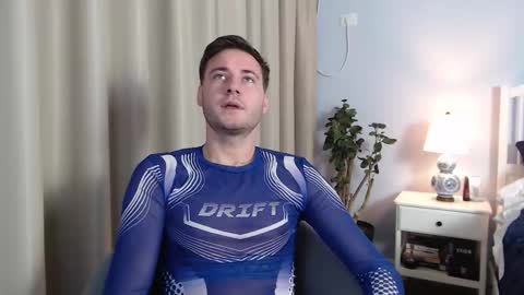 Justin Andrew online show from September 26, 4:55 pm