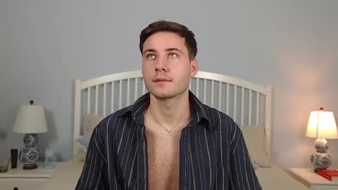 Justin Andrew online show from October 2, 2:24 pm