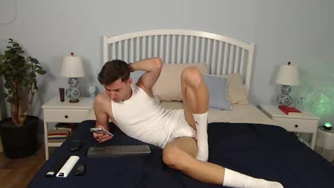 Justin Andrew online show from October 3, 8:55 am