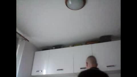 andrew3356577 online show from January 1, 10:21 am