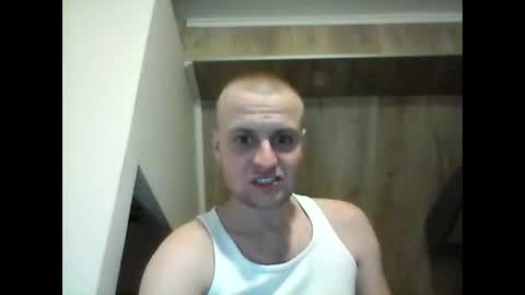 andrew3356577 online show from January 20, 2:53 am