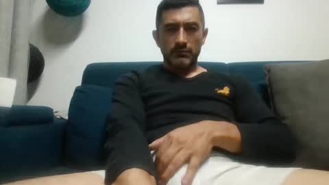 Snapshot of andrew973578 chatting on June 8, 1:50 am andrew973578 online show from June 8, 1:50 am