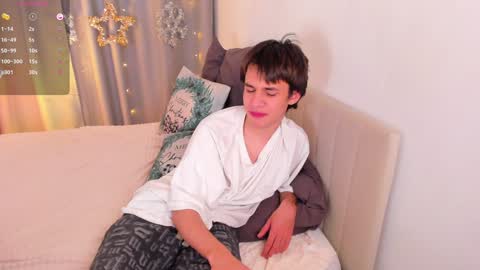 Andrew online show from December 26, 12:49 pm