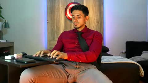 Andrew online show from March 25, 3:12 am