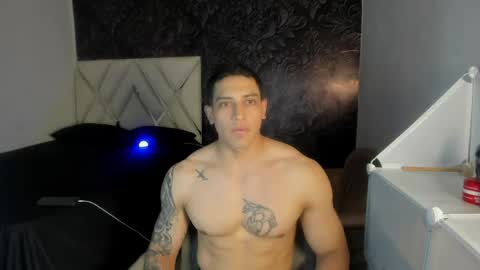 Snapshot of andrew_jhones chatting on June 3, 5:21 am andrew_jhones online show from June 3, 5:21 am