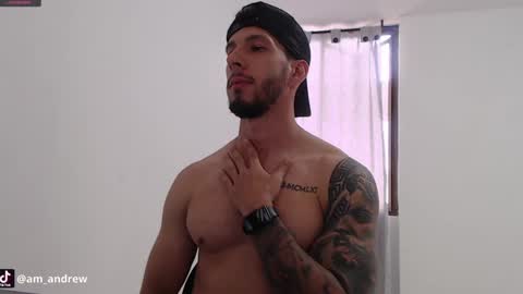 Snapshot of andrew_mathe chatting on December 14, 9:56 pm Andrew Mathwes online show from December 14, 9:56 pm