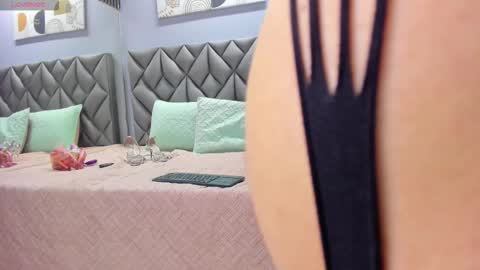 Andrew Taylor0 online show from March 6, 9:55 pm