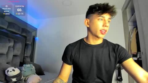 Andrew M. online show from February 27, 3:04 am