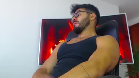 ANDREW WEST online show from January 20, 5:48 pm