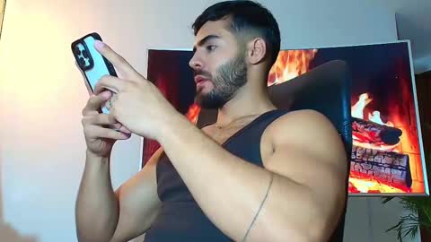 ANDREW WEST online show from February 25, 11:44 pm