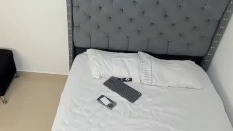 andrew online show from October 31, 12:33 am