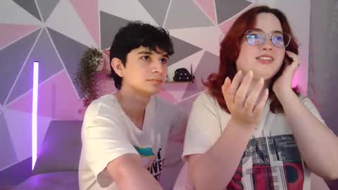 Snapshot of andrewanndcherry chatting on December 16, 12:15 am Andrew and Cherry online show from December 16, 12:15 am