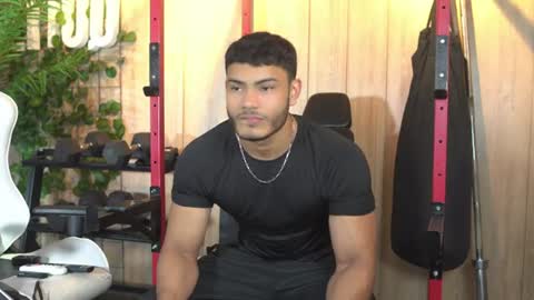 Snapshot of andrewcollen chatting on June 24, 12:37 pm Andrew online show from June 24, 12:37 pm