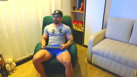 Andrew online show from December 6, 2:35 am