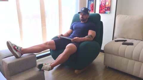 Andrew online show from September 22, 2:30 pm