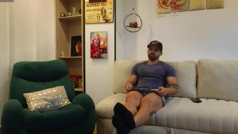 Andrew online show from October 21, 2:12 am