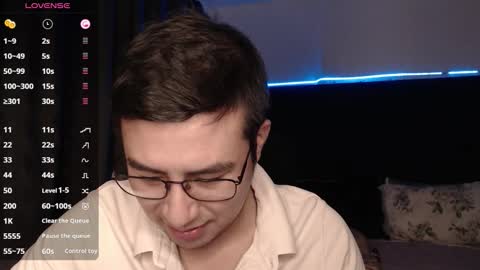 andrewmhilton_ online show from November 16, 5:46 am