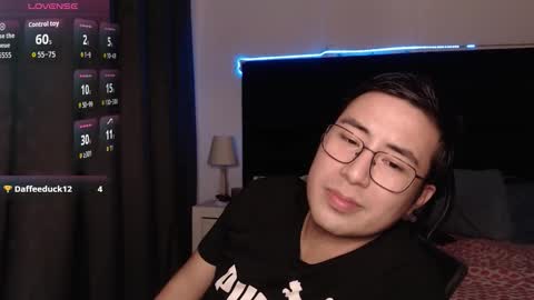 andrewmhilton_ online show from January 16, 6:28 am