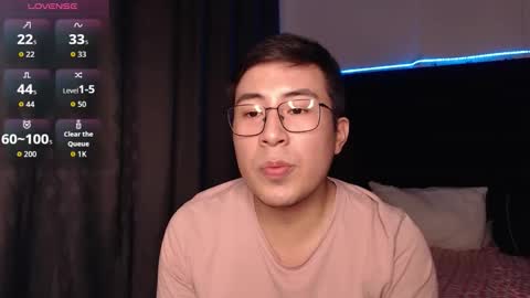 andrewmhilton_ online show from February 13, 7:37 am