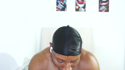 Andrew Oconnor online show from April 16, 9:39 pm