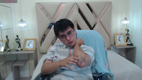 ANDREW online show from January 27, 6:20 pm