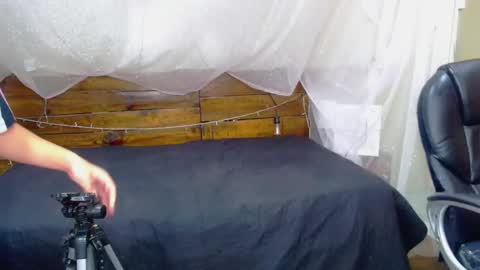 ANDREW online show from March 1, 12:23 pm