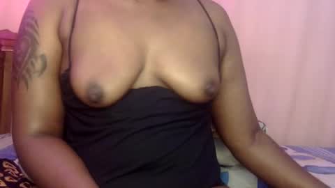 Snapshot of andrian_ chatting on December 18, 8:09 am Andrian online show from December 18, 8:09 am