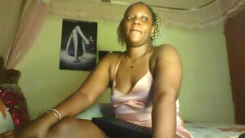 Snapshot of andrian_ chatting on December 14, 2:28 am Andrian online show from December 14, 2:28 am