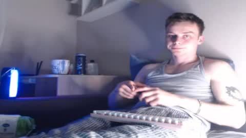 andrian_sweety online show from April 19, 9:39 pm