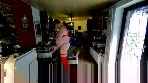 androgynia online show from January 17, 1:05 pm