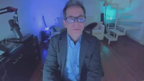 Snapshot of andy0pandi chatting on July 23, 3:59 am Andrew online show from July 23, 3:59 am