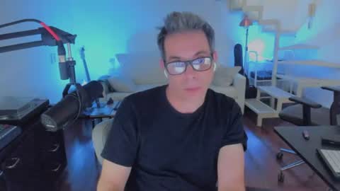 Snapshot of andy0pandi chatting on July 25, 5:27 am Andrew online show from July 25, 5:27 am